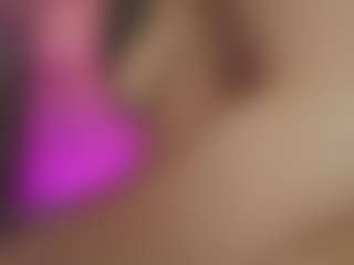 Innanaa's Live Sex Cam Show