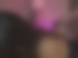 Innanaa's Live Sex Cam Show