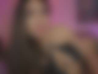 Innanaa's Live Sex Cam Show