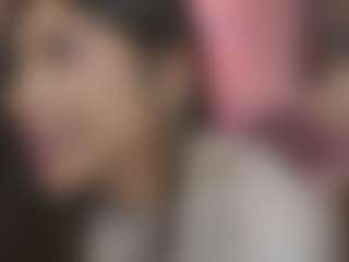 Innanaa's Live Sex Cam Show