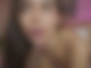 Innanaa's Live Sex Cam Show