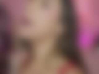 Innanaa's Live Sex Cam Show