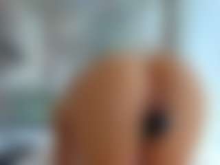 Live cam show with Russian-Ava - Blonde Hair Amateur on Hubzter Live