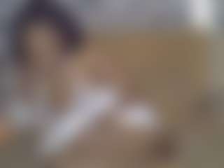 Live cam show with senoritah - Ebony on 1on1-livenow | kenya
