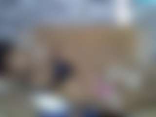 Live cam show with senoritah - Flirty on Livezox