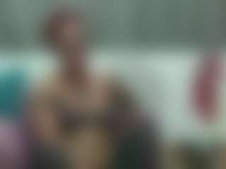 SoulSarah MILF webcam performer live streaming