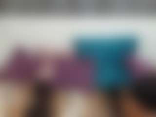 Live cam show with SoulSarah - Middle Aged on hrnylive.com