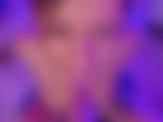 Live cam show with valenmoon1 - Drinking on Hubzter Live