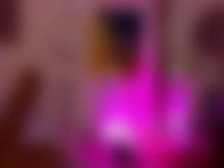 Live cam show with valenmoon1 - Public Ebony on Camsoda