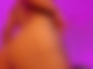 valenmoon1's Live Sex Cam Show