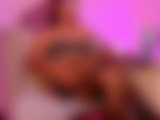 Live cam show with valenmoon1 - Ebony on Camsoda | colombia