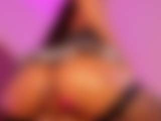 valenmoon1's Live Sex Cam Show