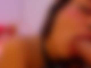 valenmoon1's Live Sex Cam Show