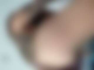 alyssathevixen's Live Sex Cam Show