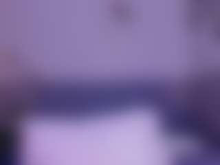 Live cam show with Gwen - Red Hair Shaved Pussy on hrnylive.com