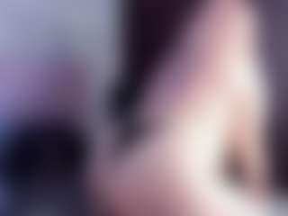 Bella's Live Sex Cam Show