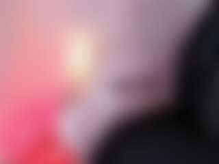 Live cam show with Bella - Big Tits on CamClone