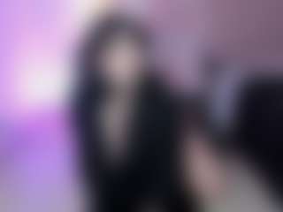 Bella's Live Sex Cam Show
