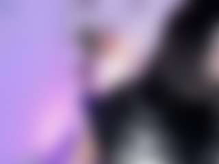 Bella's Live Sex Cam Show