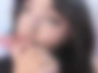 Bella's Live Sex Cam Show