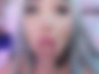 Bella's Live Sex Cam Show