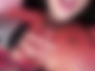 Bella's Live Sex Cam Show
