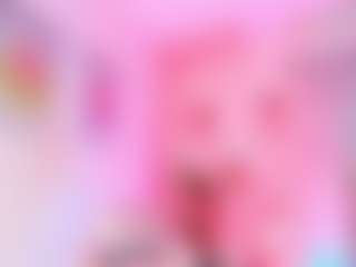 Live-Cam-Show mit Bella - Cute auf Camsoda