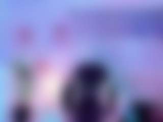 Bella's Live Sex Cam Show