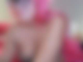 Emmie's Live Sex Cam Show