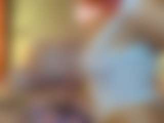 Emmie's Live Sex Cam Show