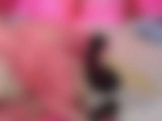 Emmie's Live Sex Cam Show