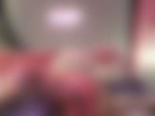 Emmie's Live Sex Cam Show