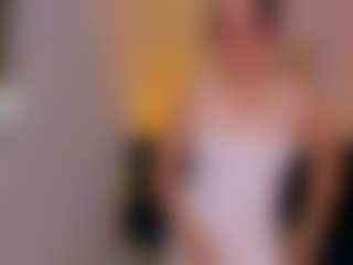 Live cam show with Scarlet-jons - Hispanic on Fling VIP Chat