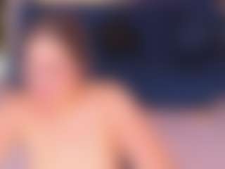 Live cam show with Scarlet-jons - Hispanic on xDating