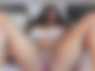 Live cam show with HOTTIE ANNETH - Ebony Big Tits on Camming Site