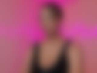 CarolineeGarciaa's Live Sex Cam Show