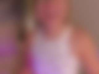 Live cam show with Samaantha-White - Athletic on Nude Chat * 1 On 1 Webcam Sex * Live Cam Show