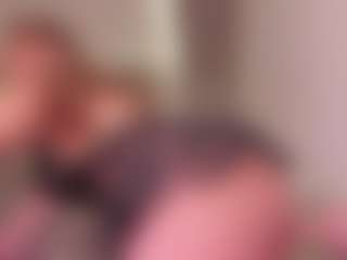 Live cam show with Samaantha-White - Athletic on Camsoda