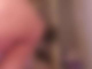 Samaantha-White's Live Sex Cam Show