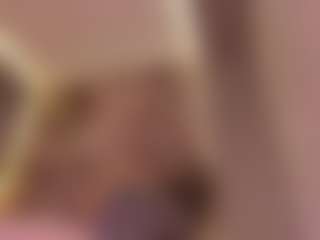 Samaantha-White's Live Sex Cam Show