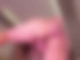 Live cam show with Samaantha-White - Athletic Asshole on iamadamtest123.com
