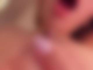 Live cam show with Samaantha-White - Spy Mature on Camsoda