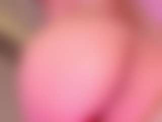 Live cam show with Samaantha-White - Interactivetoy Mature on Uber Horny