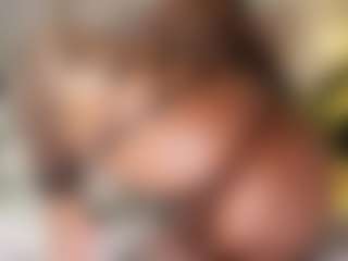 Live cam show with Violetta browm - Big Tits on Stripli.com