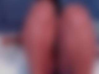 Live cam show with Yera - Average on Camsoda