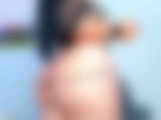 Live cam show with ParisRoa - Cosplay MILF on SquirtSoMuch