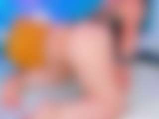 Live cam show with ParisRoa - Moaning on wildcum.com