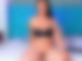 ParisRoa's Live Sex Cam Show