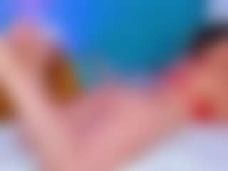 Live cam show with ParisRoa - Cosplay Mature on SxyPornLive