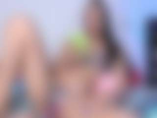 Live cam show with thamarar5 - Latina on StripNow